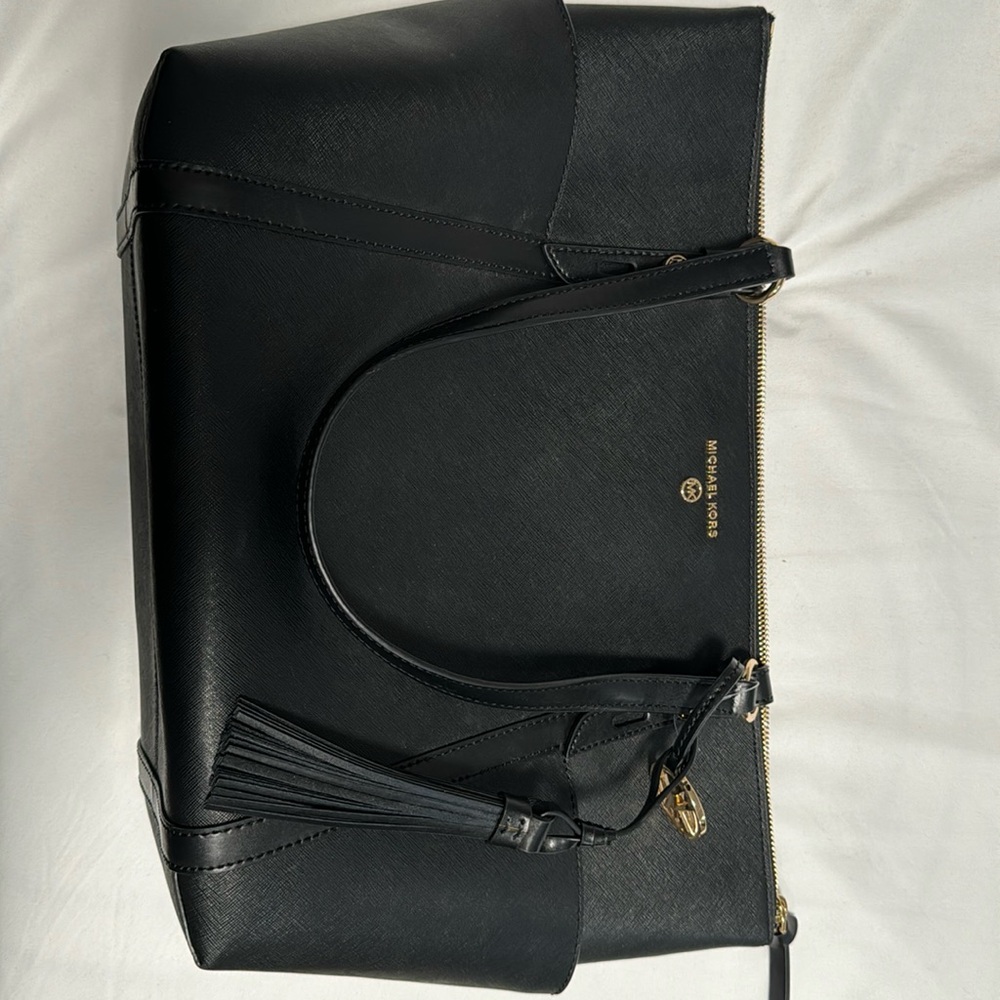 Medium/Large Size Michael Kors Bag